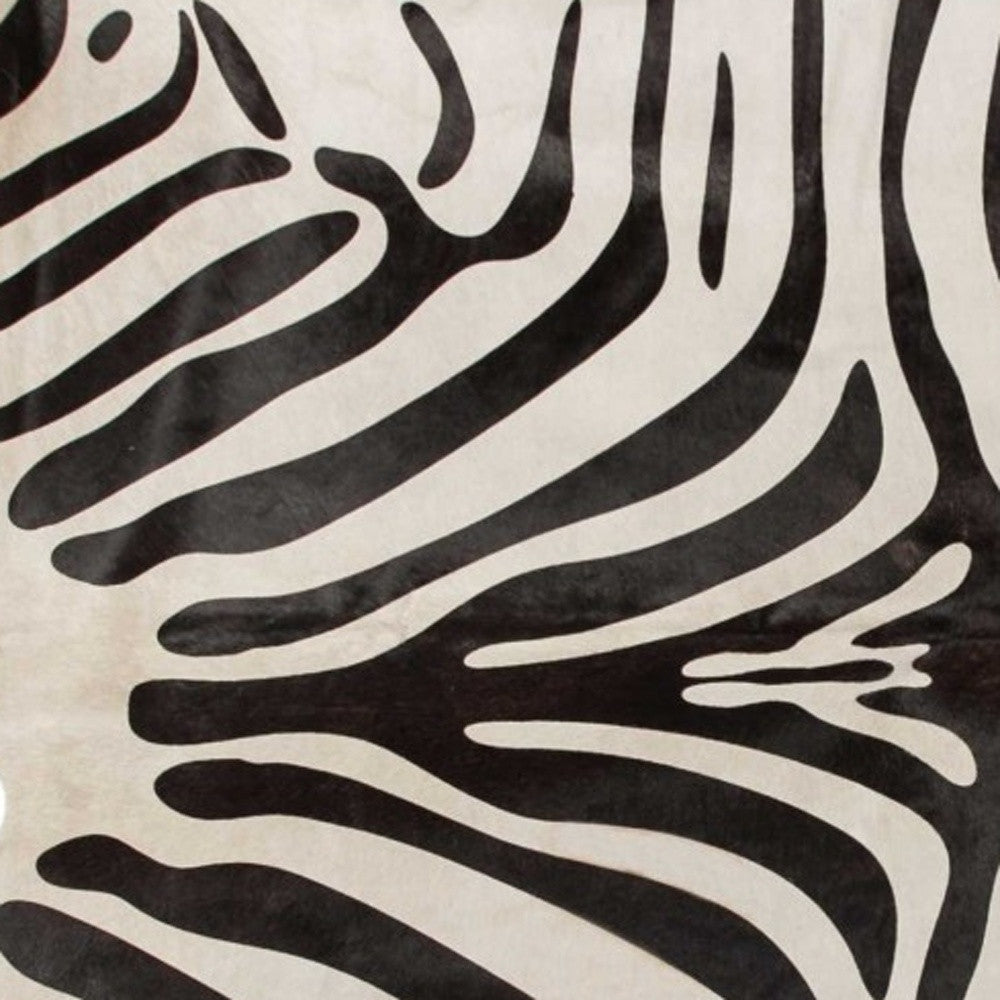 6' X 7' Off White Natural Cowhide Area Rug