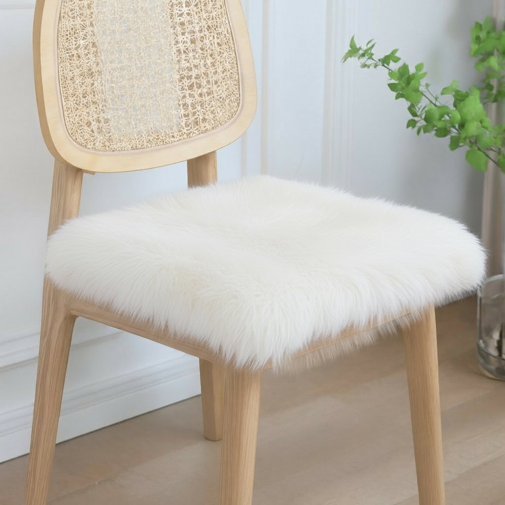 15" X 15" White Synthetic Solid Color Pad