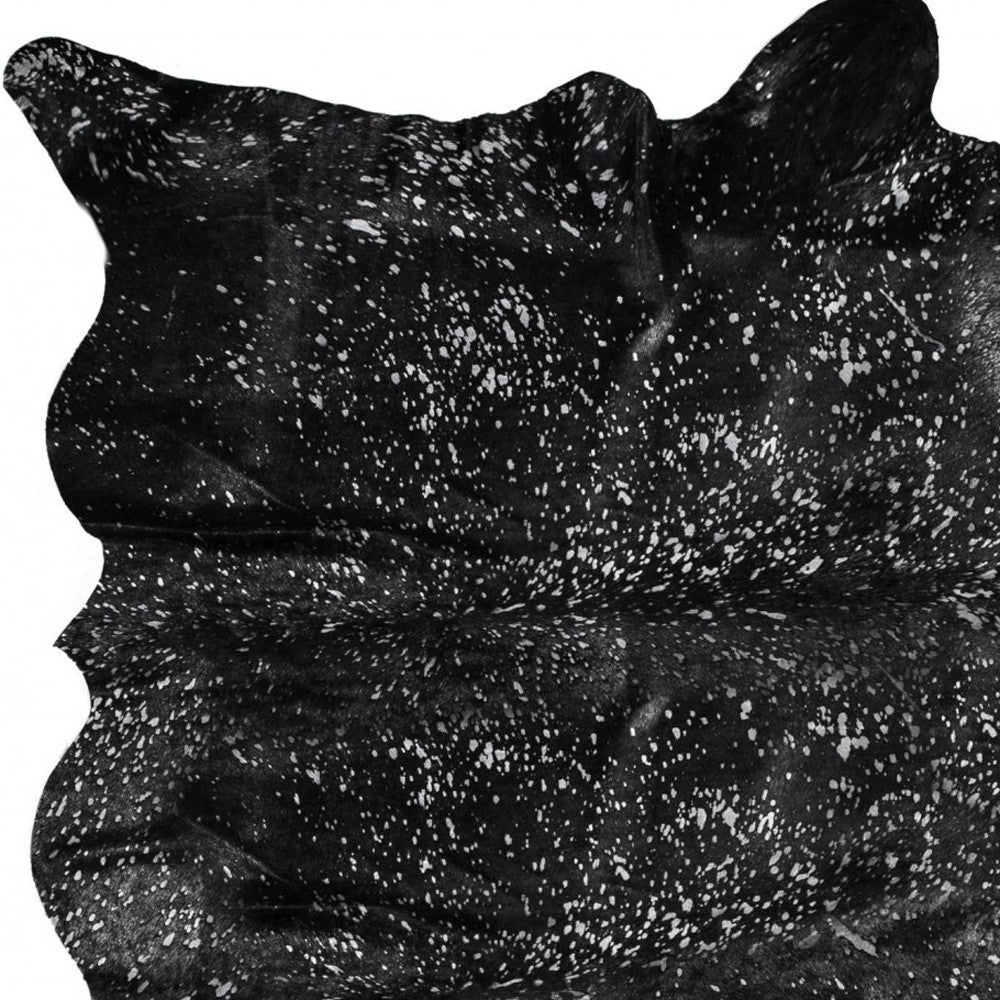 6' X 7' Black And Silver Cowhide Animal Print Area Rug