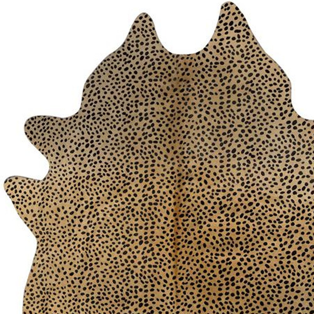 6' X 7' Black And White Cowhide Animal Print Area Rug