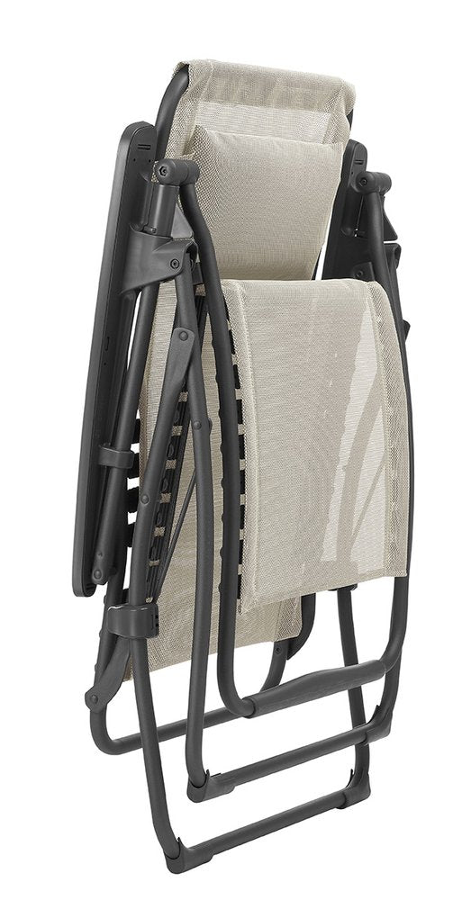 28" Green Steel Outdoor Zero Gravity Chair with Green Cushion