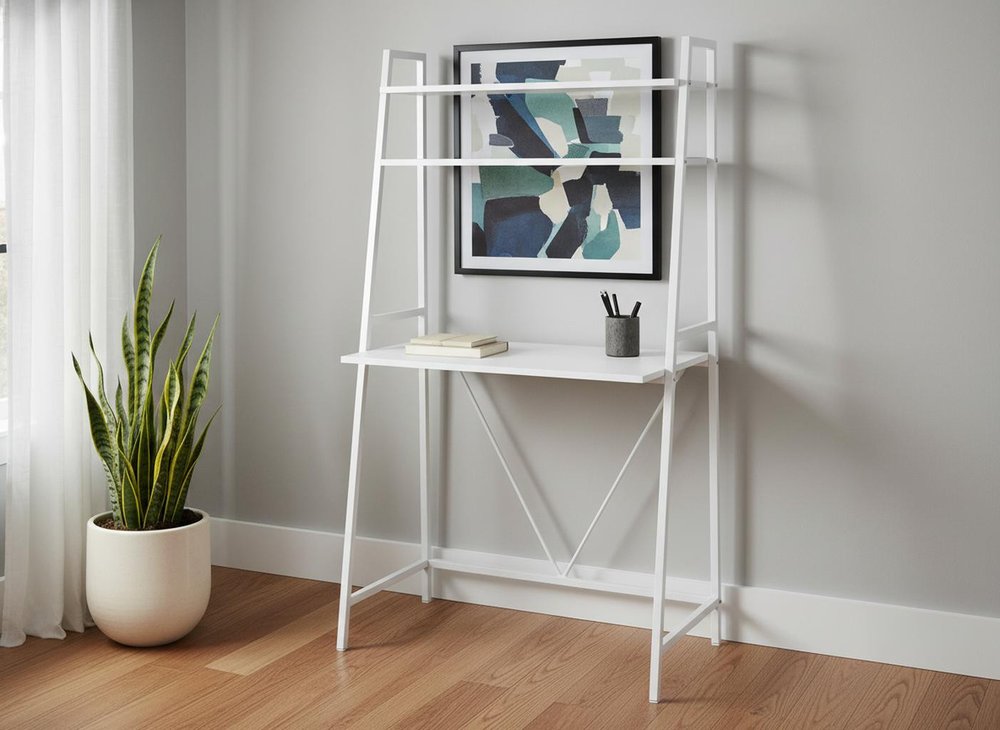 18" White Computer Desk