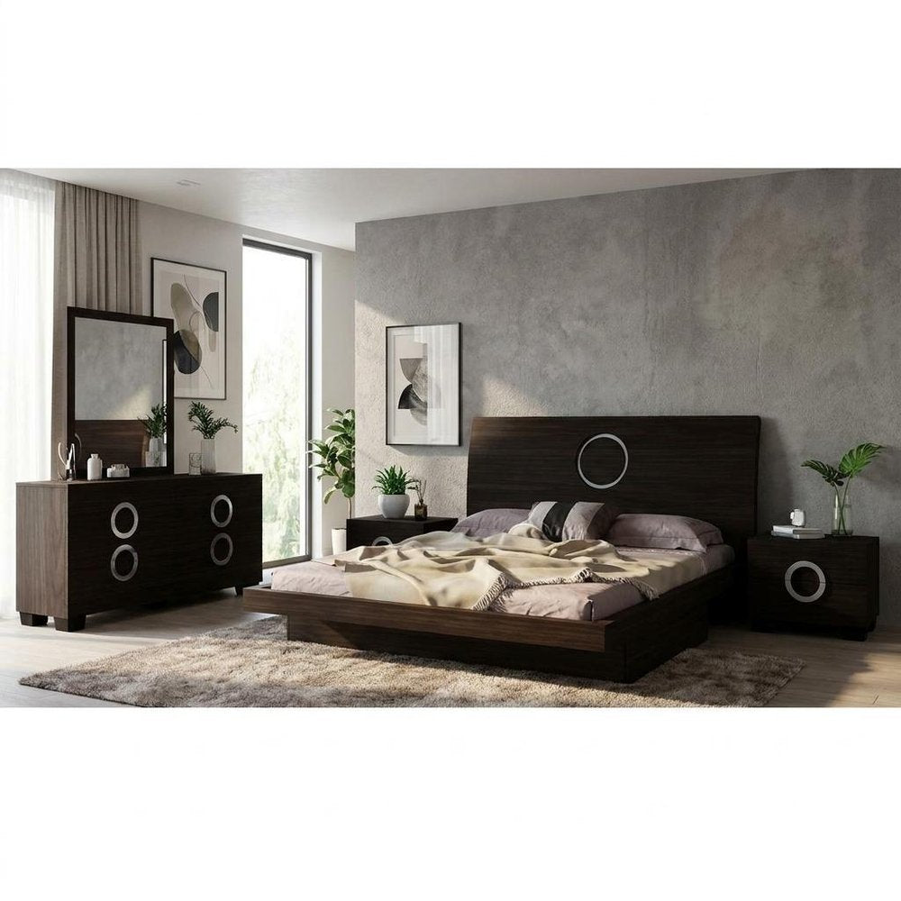 Four Piece Wood Brown Solid Wood Bedroom Set With Mirror