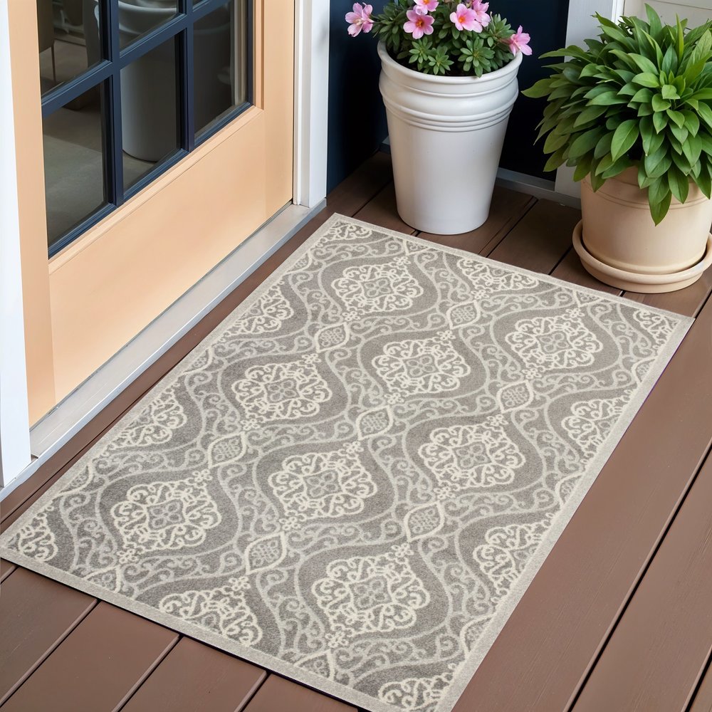 7' X 10' Silver Moroccan Indoor Outdoor Area Rug