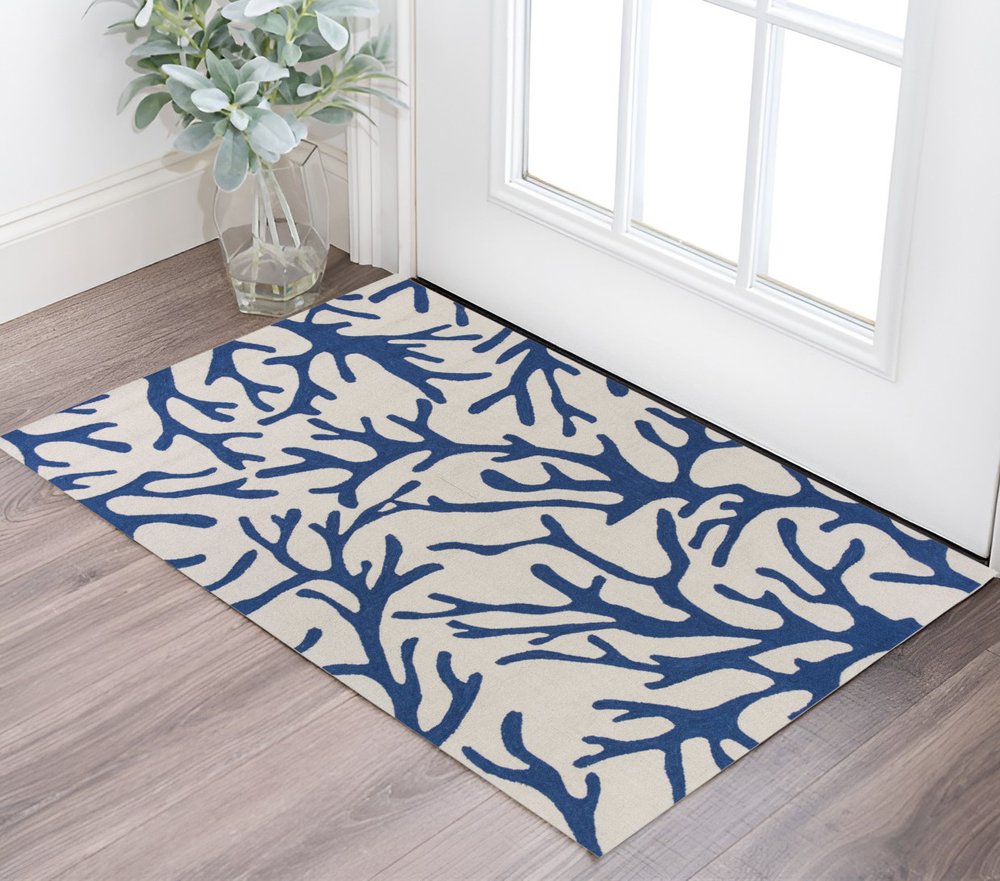 2' X 3' Ivory And Blue Coral Hand Tufted Area Rug