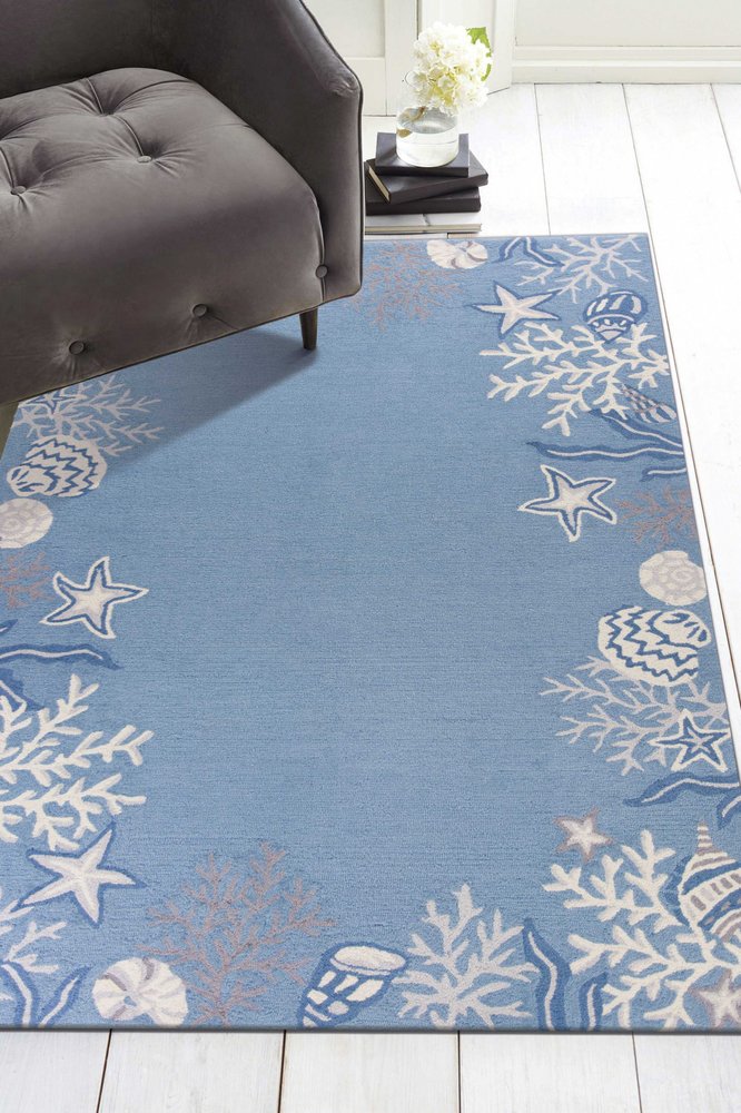 8' X 10' Blue Gray And White Fish and Coral Hand Tufted Area Rug