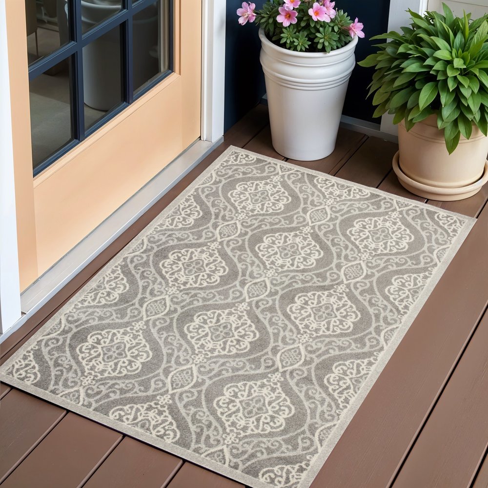 7' X 10' Silver Moroccan Indoor Outdoor Area Rug