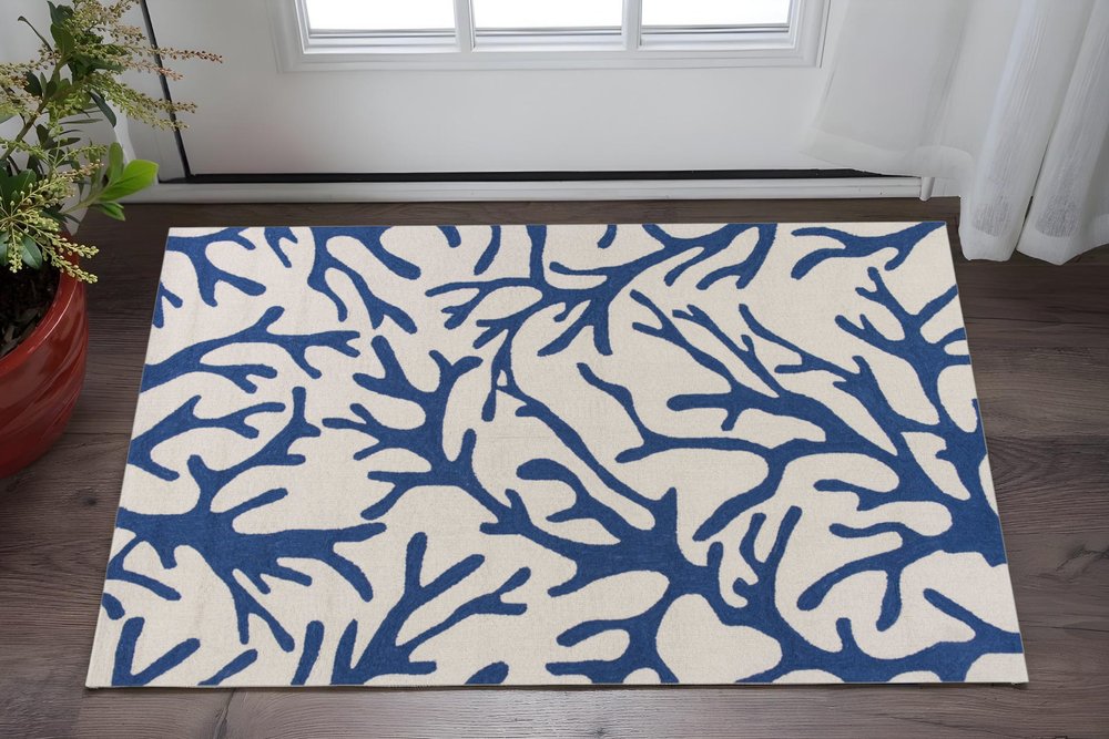 8' Ivory And Blue Runner Rug
