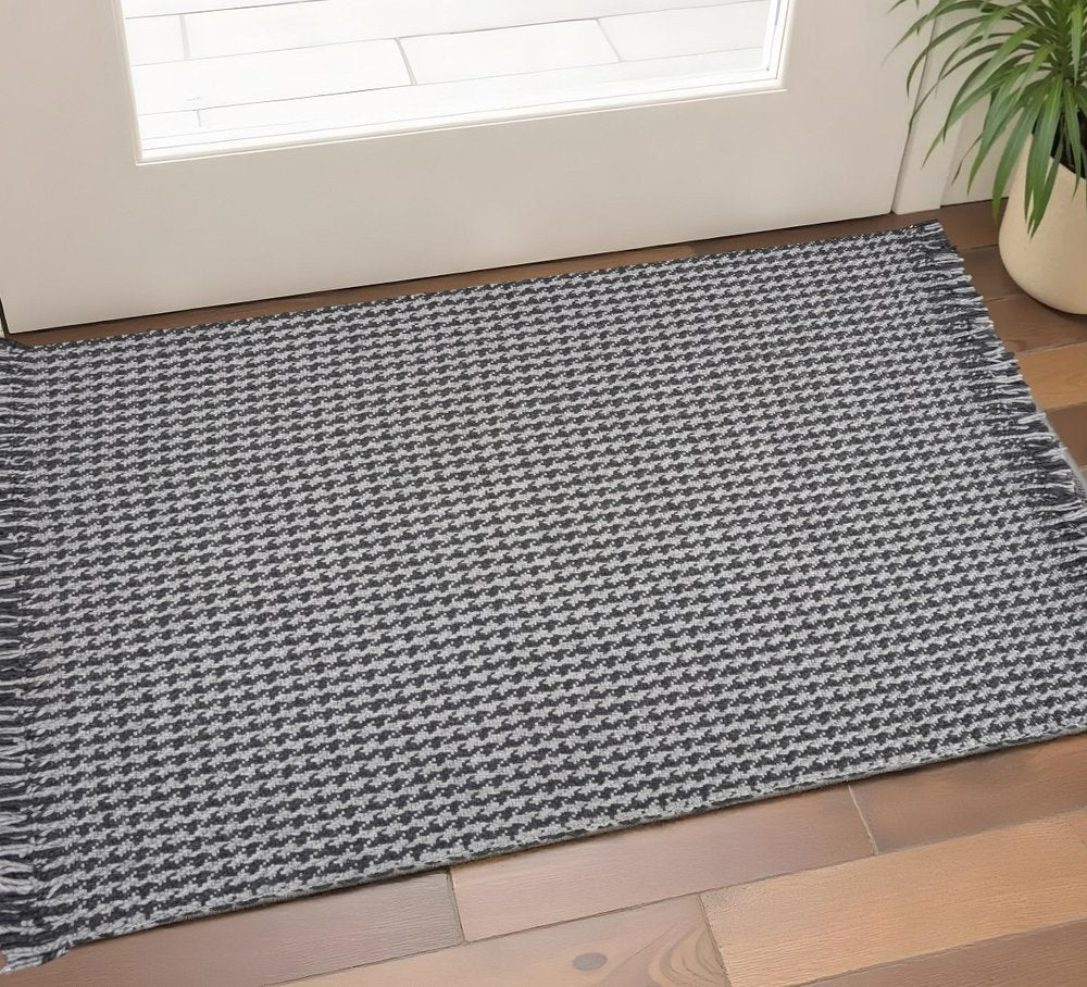 3' X 5' Gray And Light Gray Wool Houndstooth Hand Woven Area Rug