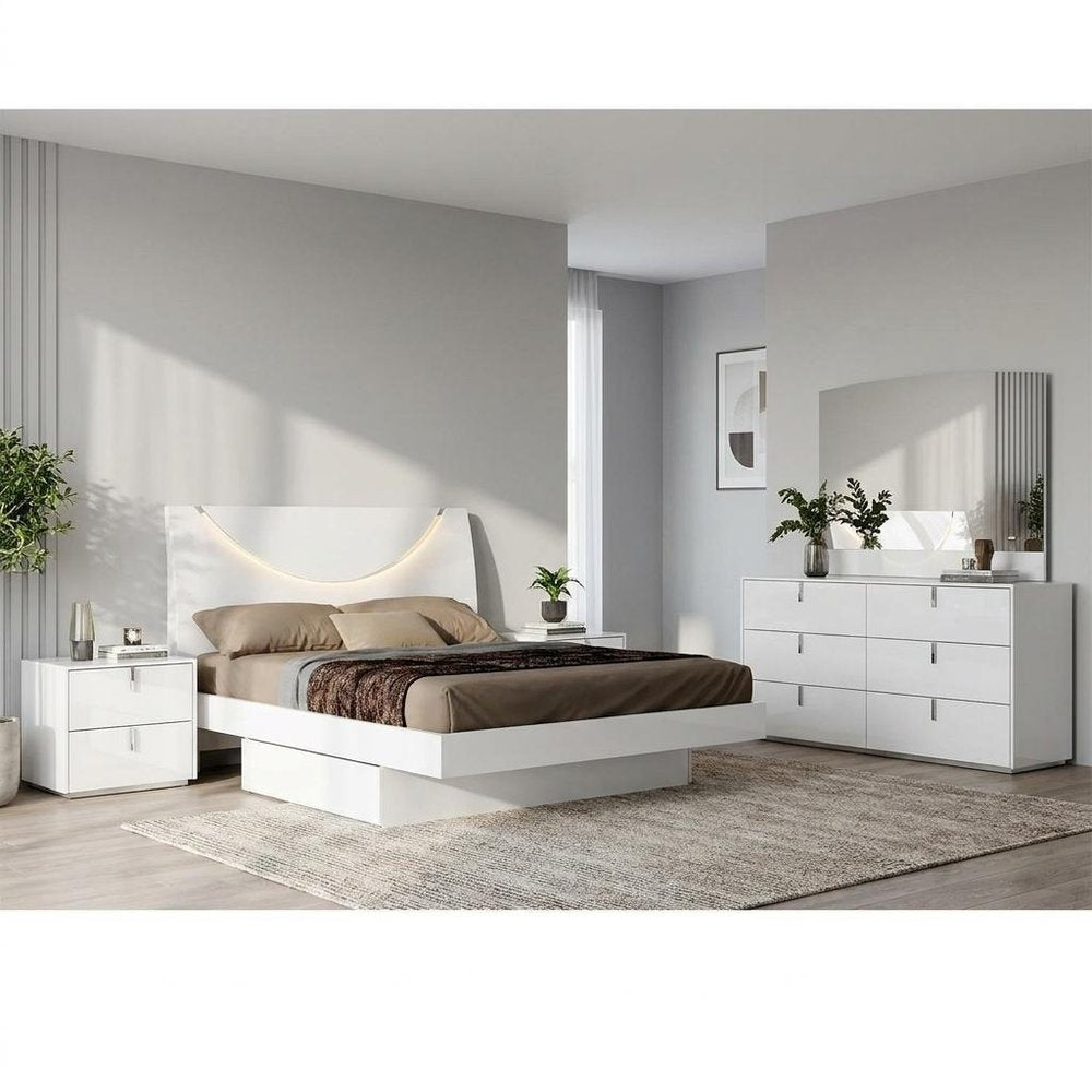 Four Piece White Solid and Manufactured Wood Bedroom Set With Mirror