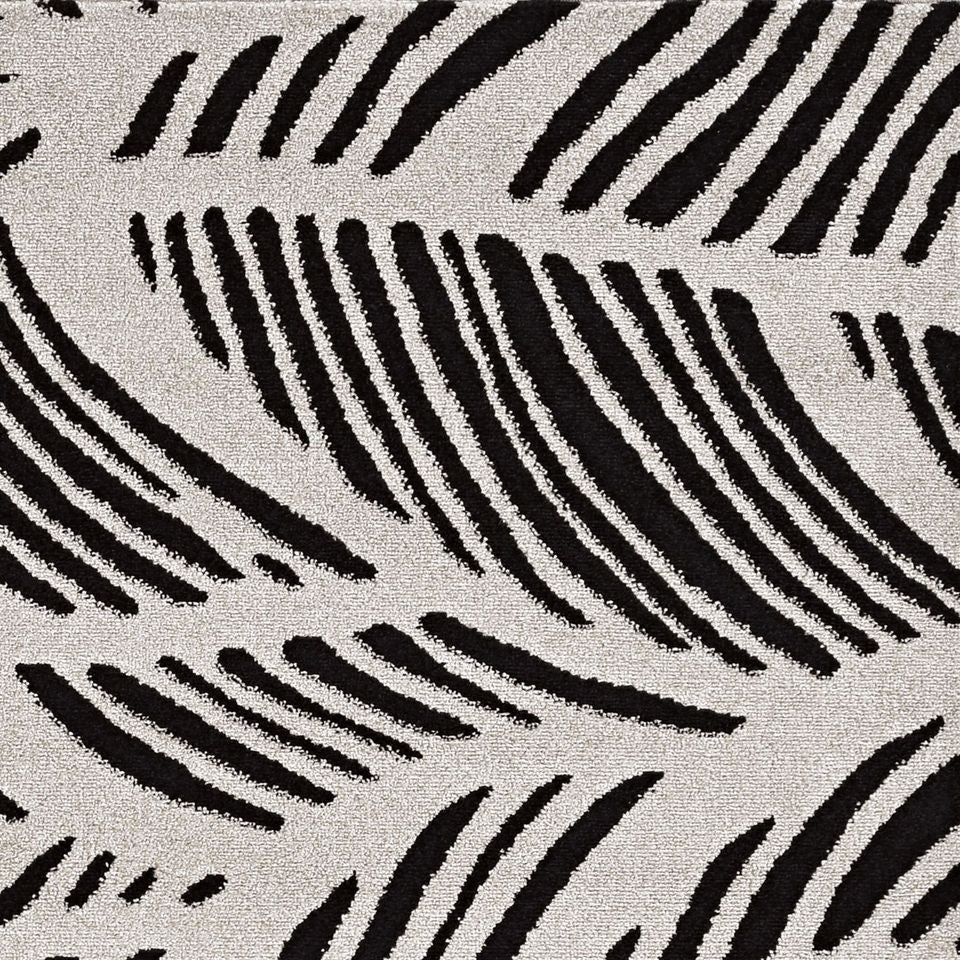3' X 5' Black And White Floral Indoor Outdoor Area Rug