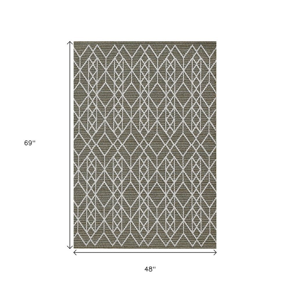 8' X 10' Gray Geometric Indoor Outdoor Area Rug