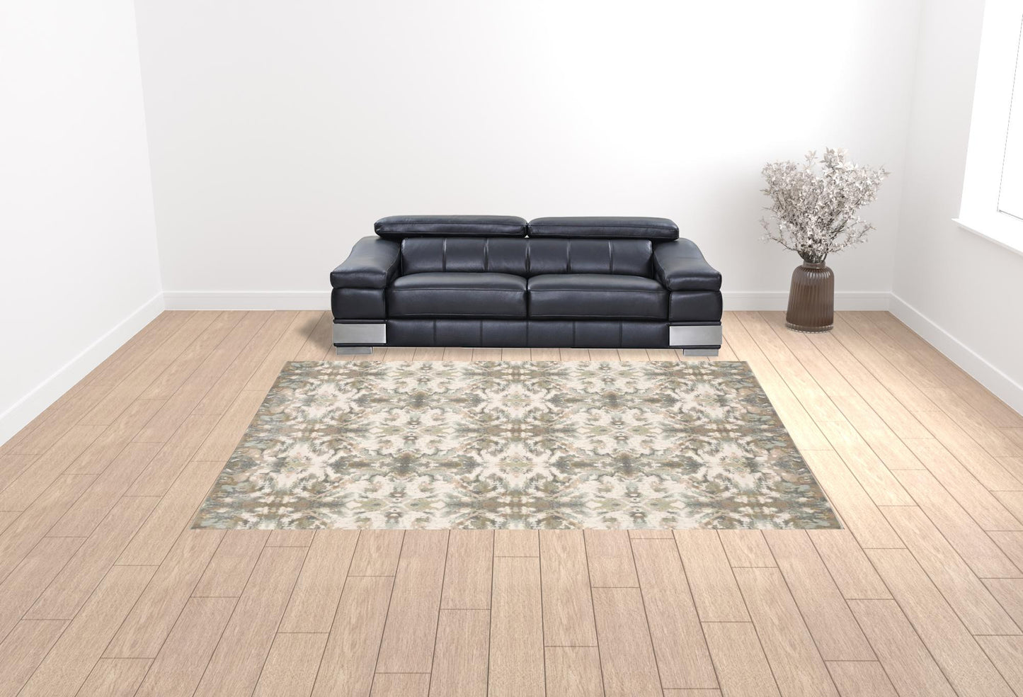 4' X 6' Ivory And Gray Ikat Area Rug