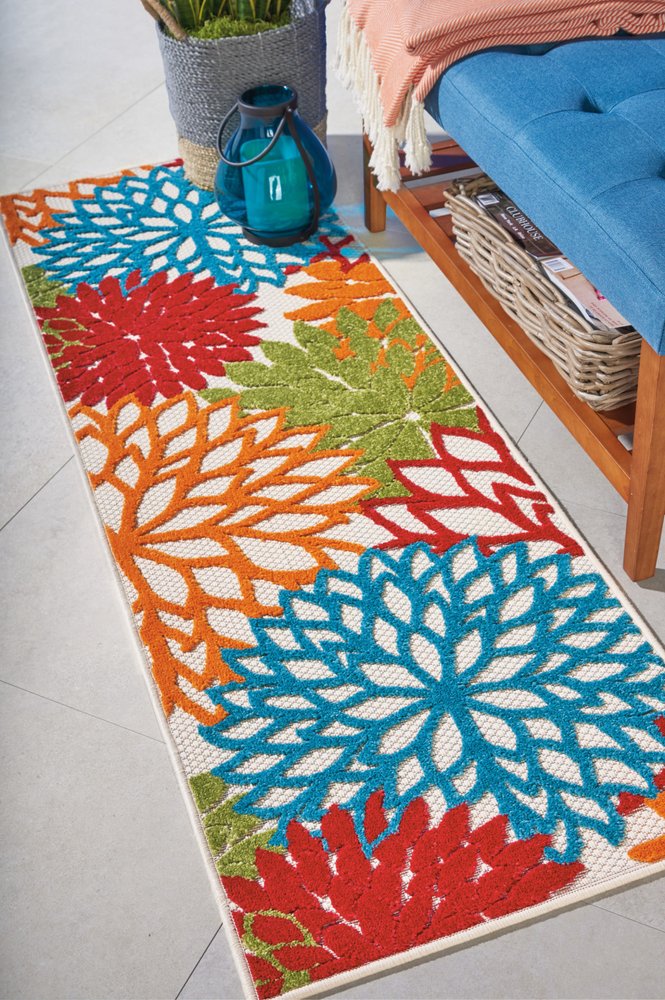 8' Green And Ivory Indoor Outdoor Area Rug