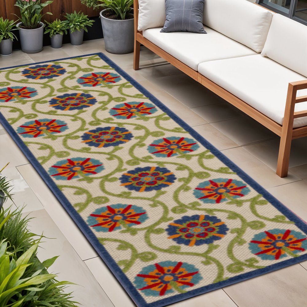 6' X 9' Ivory And Blue Indoor Outdoor Area Rug