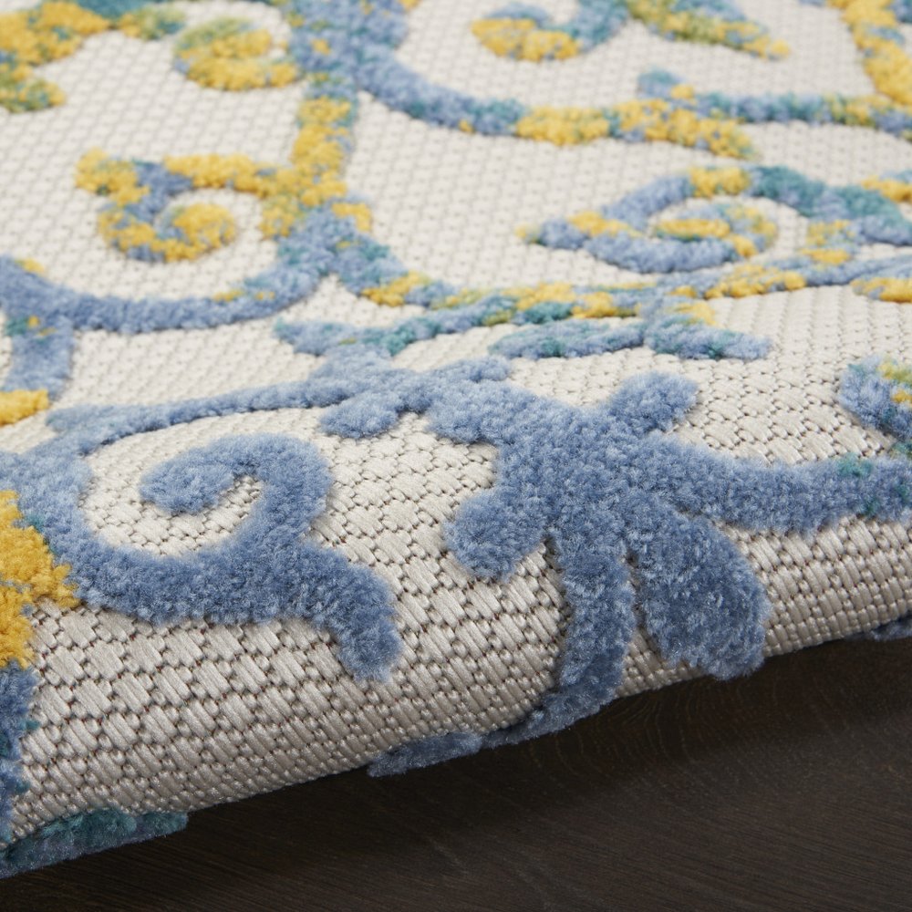 4' Ivory And Blue Round Indoor Outdoor Area Rug