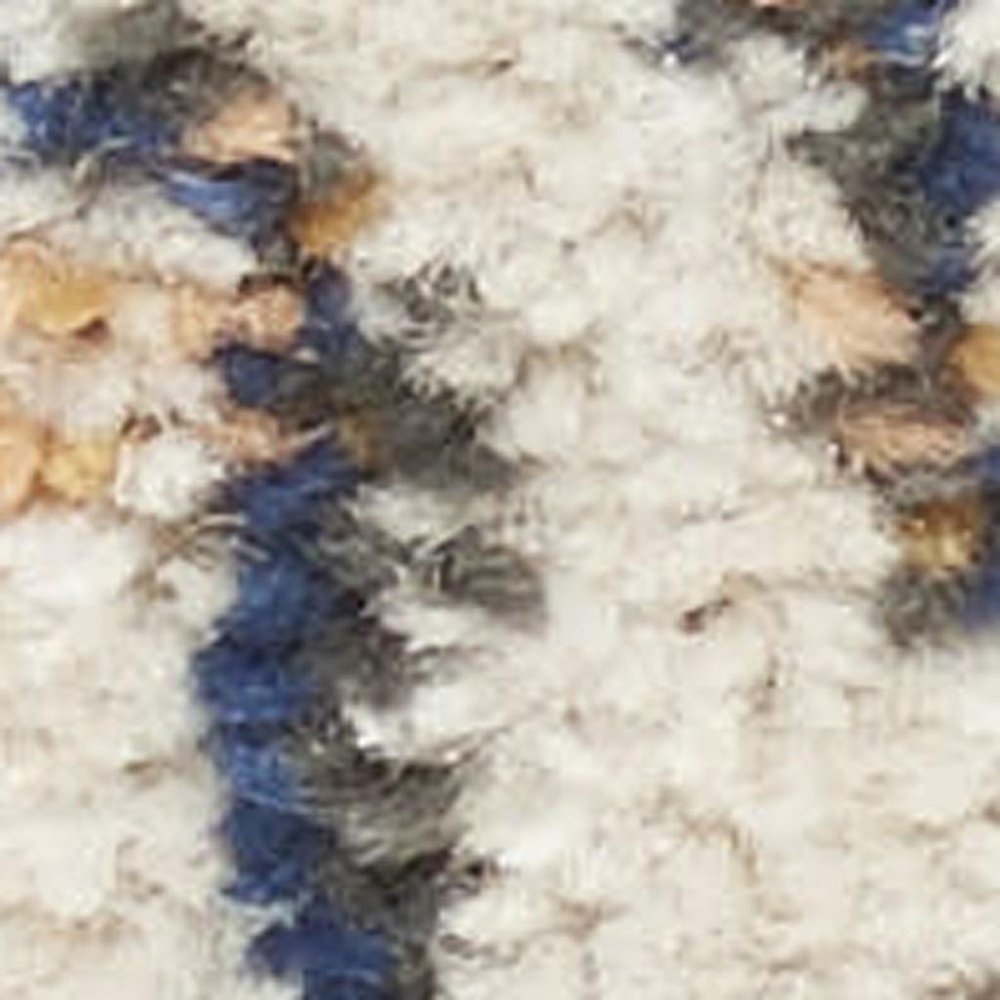 4' X 6' Ivory And Blue Floral Area Rug