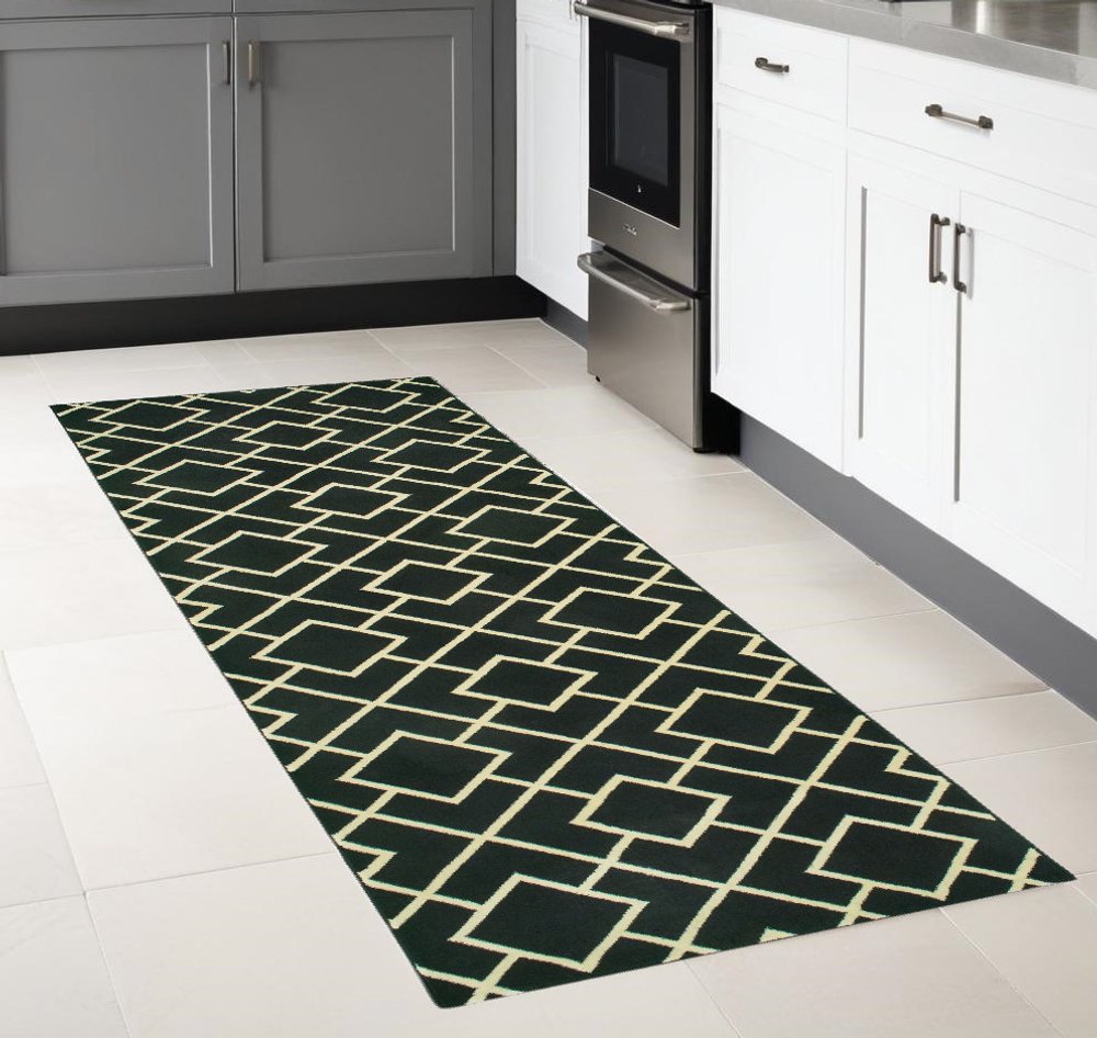 10' X 13' Black And Ivory Diamond Area Rug