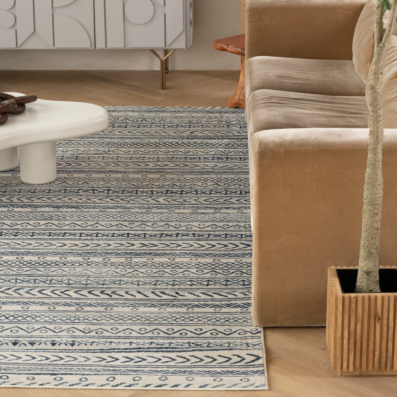 8' X 11' Navy Blue Decorative Stripes Area Rug