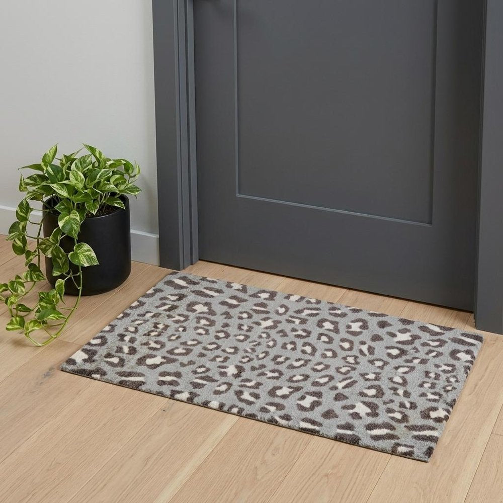 2' X 4' Gray and Brown Cheetah Washable Floor Mat