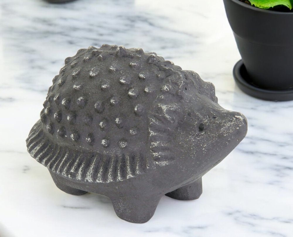 Cutie Cast Iron Hedgehog