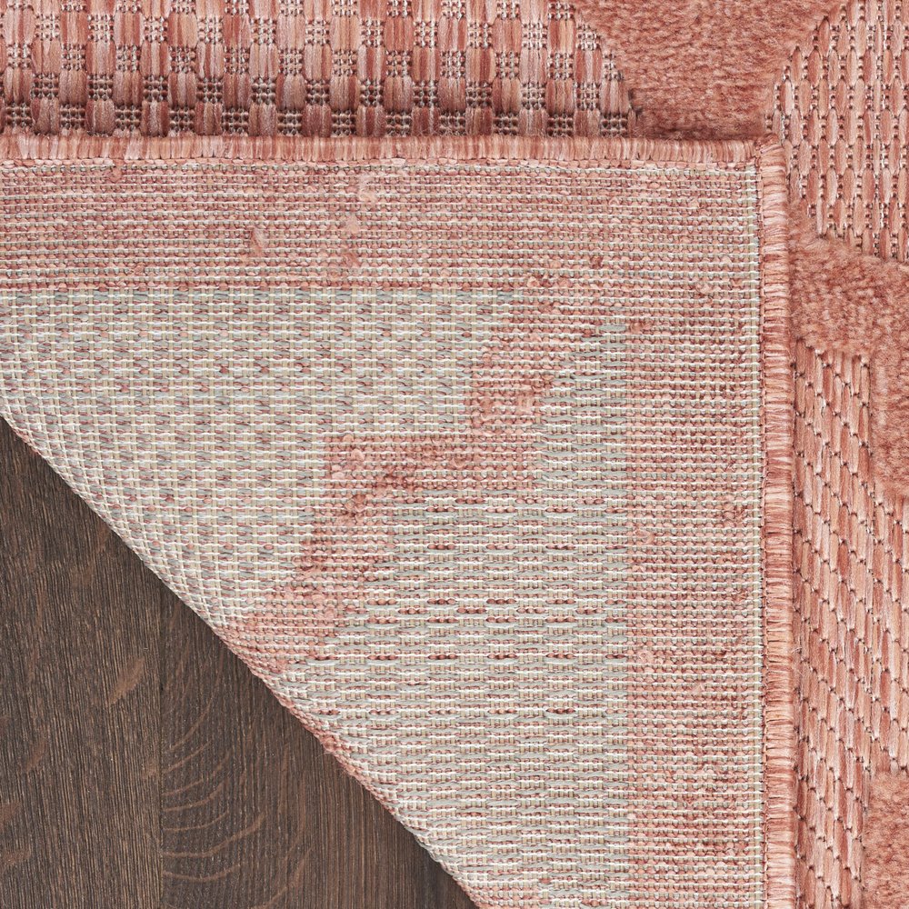 5' X 7' Coral Indoor Outdoor Area Rug