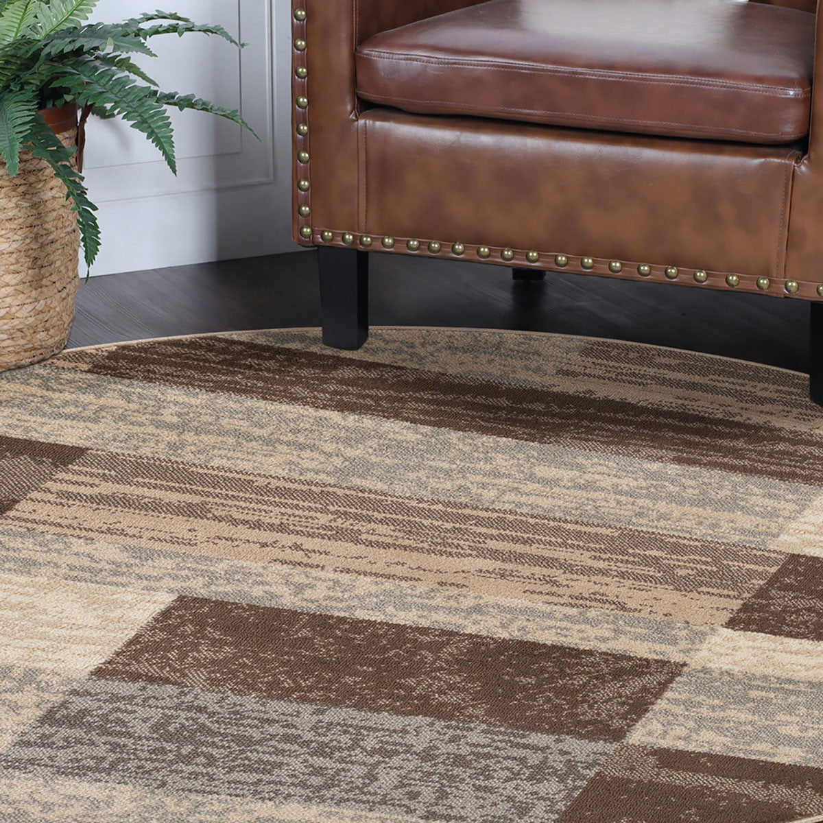 5' Brown And Beige Patchwork Round Rug