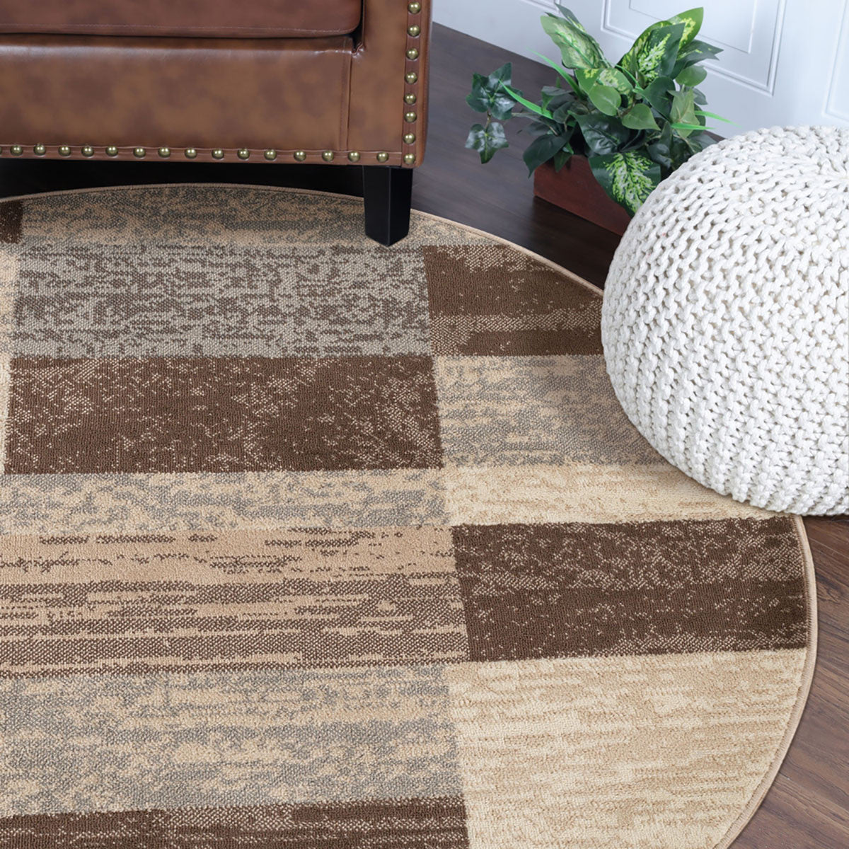5' Brown And Beige Patchwork Round Rug