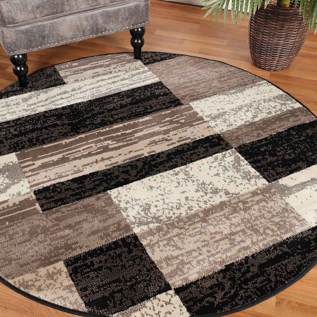 8' Chocolate Patchwork Round Rug