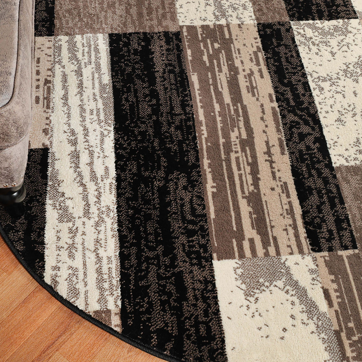 8' Chocolate Patchwork Round Rug