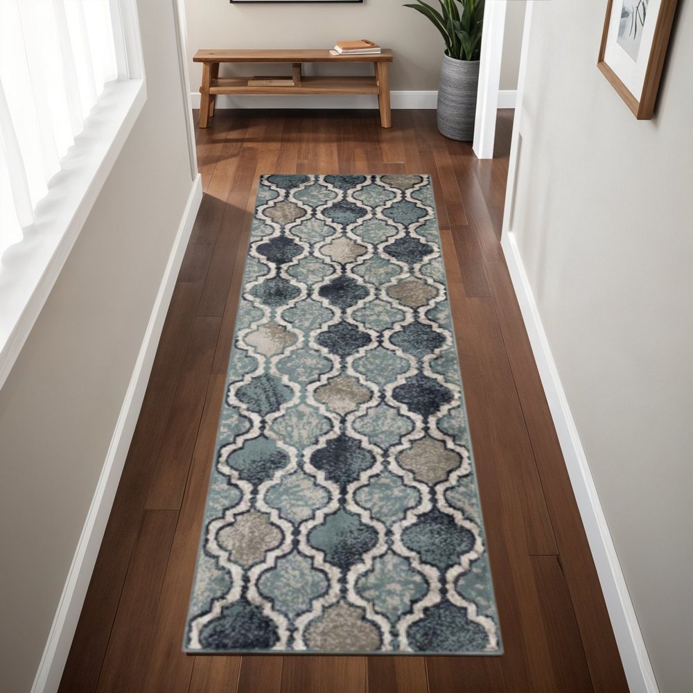 8' Gray And Ivory Quatrefoil Distressed Runner Rug