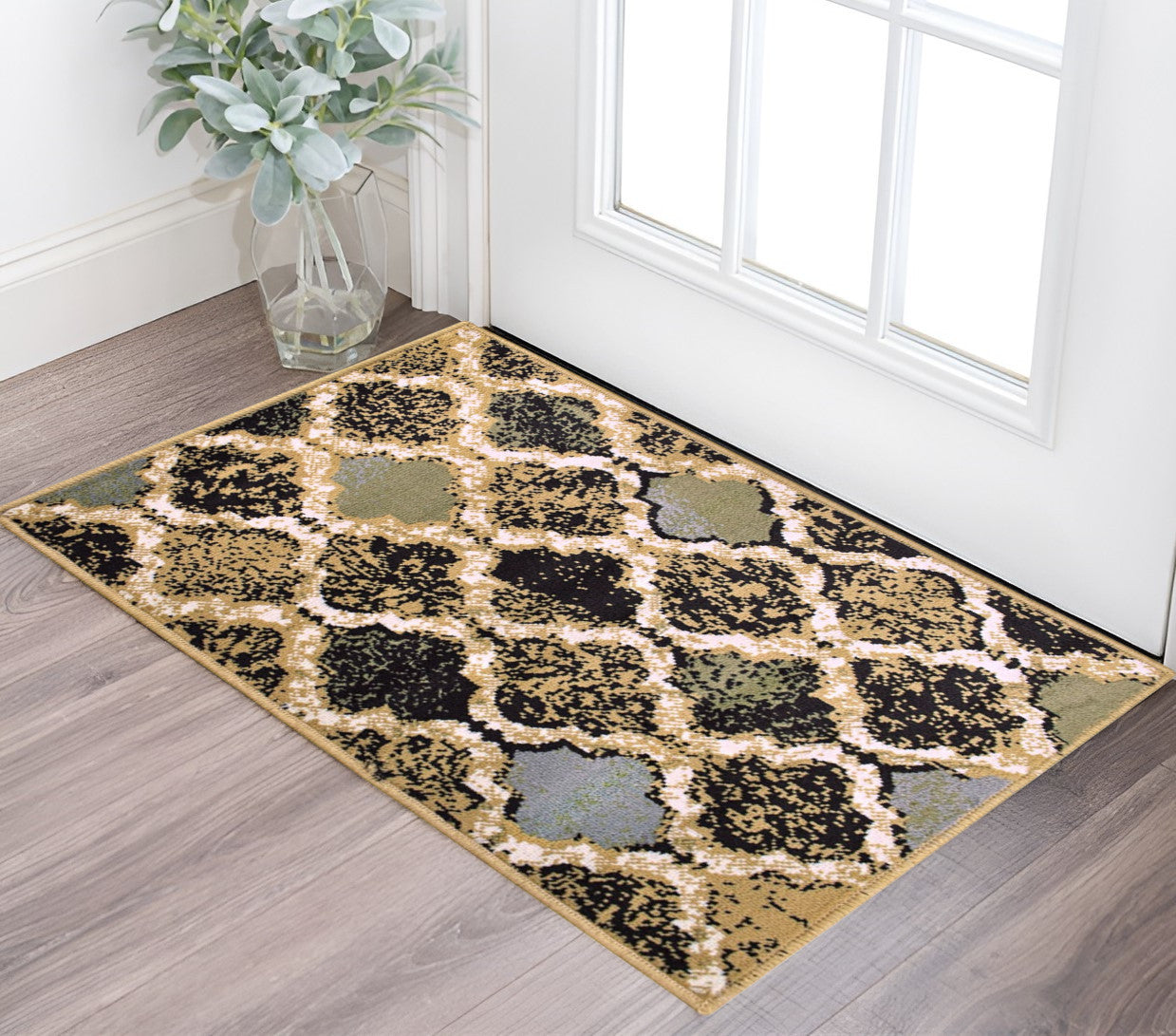 2' X 3' Multi Color Quatrefoil Power Loom Distressed Stain Resistant Area Rug