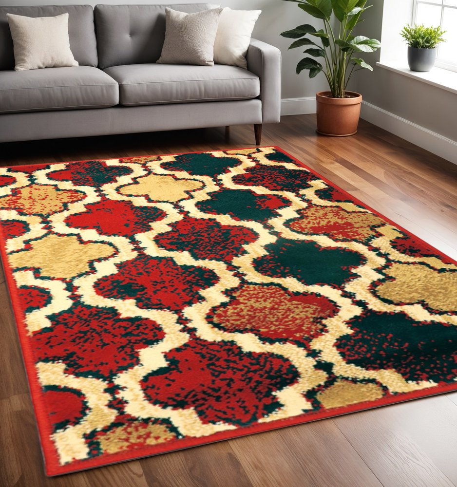 5' X 8' Blue And Red Quatrefoil Distressed Area Rug