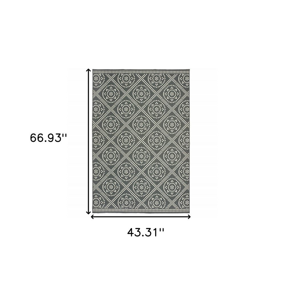 4' X 6' Gray and Ivory Geometric Stain Resistant Indoor Outdoor Area Rug