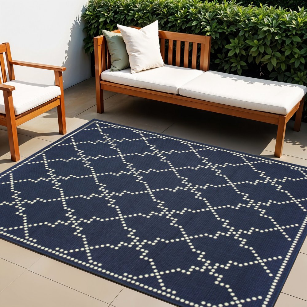4' X 6' Blue and Ivory Geometric Stain Resistant Indoor Outdoor Area Rug