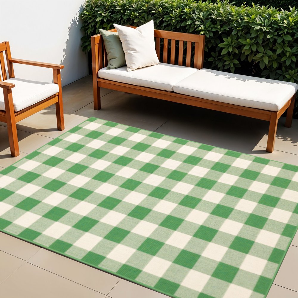 4' X 6' Green and Ivory Geometric Stain Resistant Indoor Outdoor Area Rug