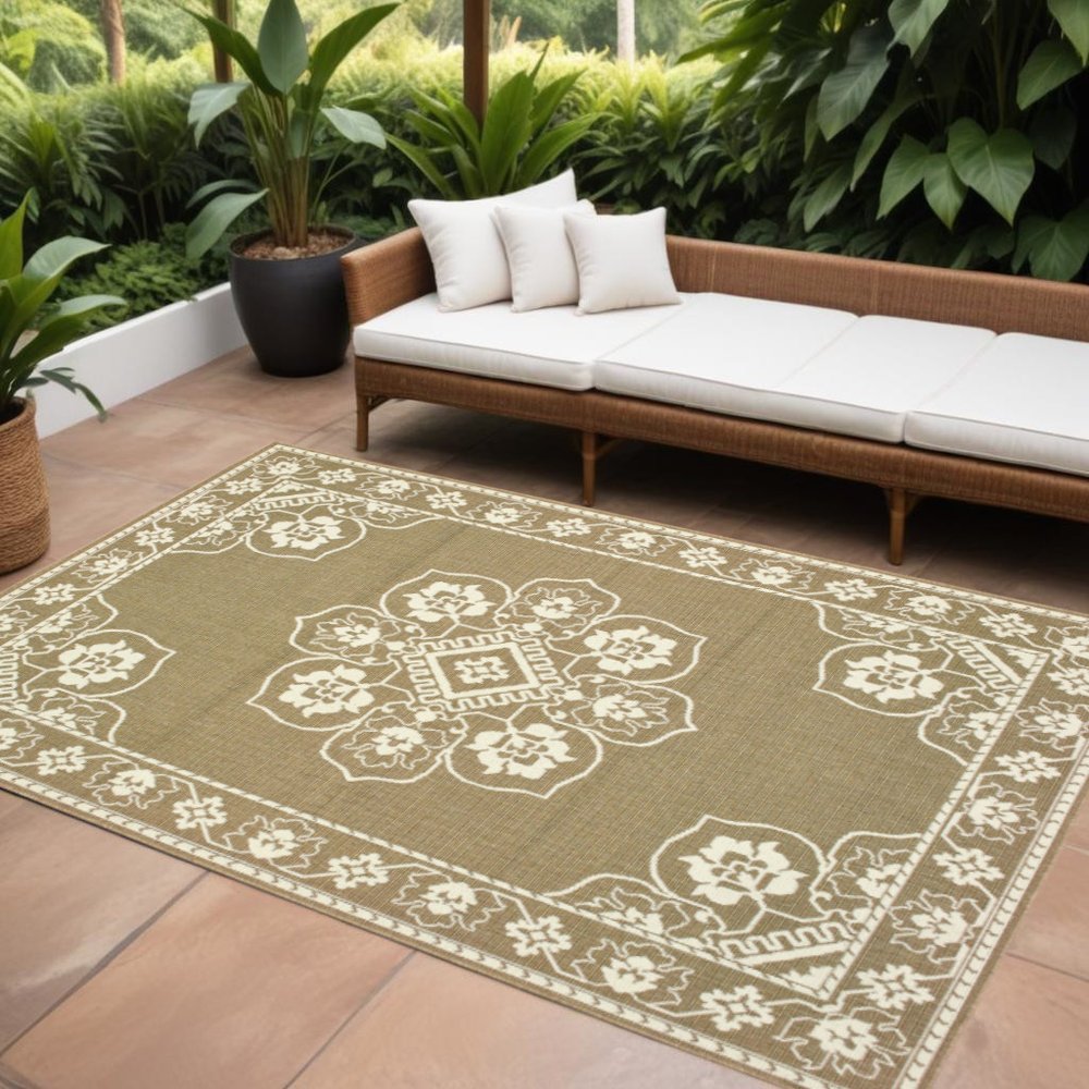 7' X 10' Tan Oriental Stain Resistant Indoor Outdoor Area Rug