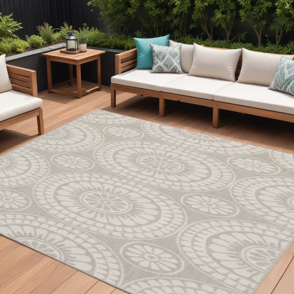 7' X 9' Gray and Ivory Floral Stain Resistant Indoor Outdoor Area Rug