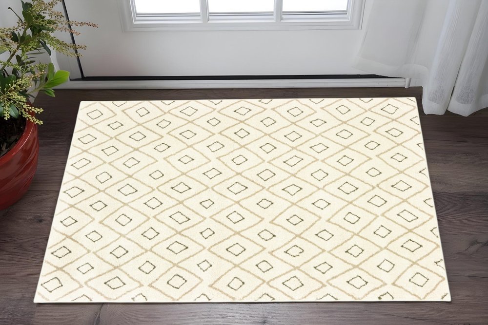 2' X 3' Sand Ash Grey And Ivory Geometric Power Loom Stain Resistant Area Rug
