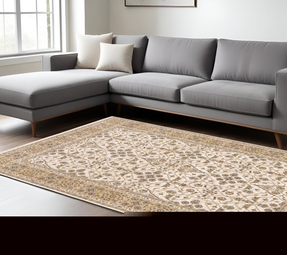 7' X 10' Ivory And Gold Oriental Area Rug With Fringe