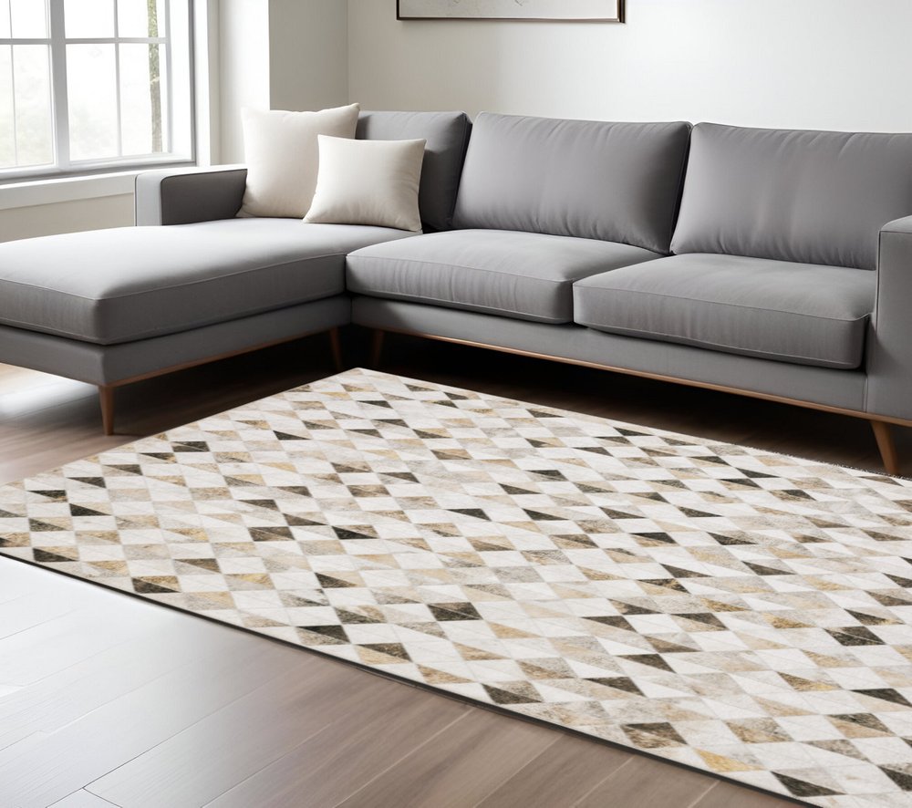 9' X 12' Beige And Gray Geometric Area Rug