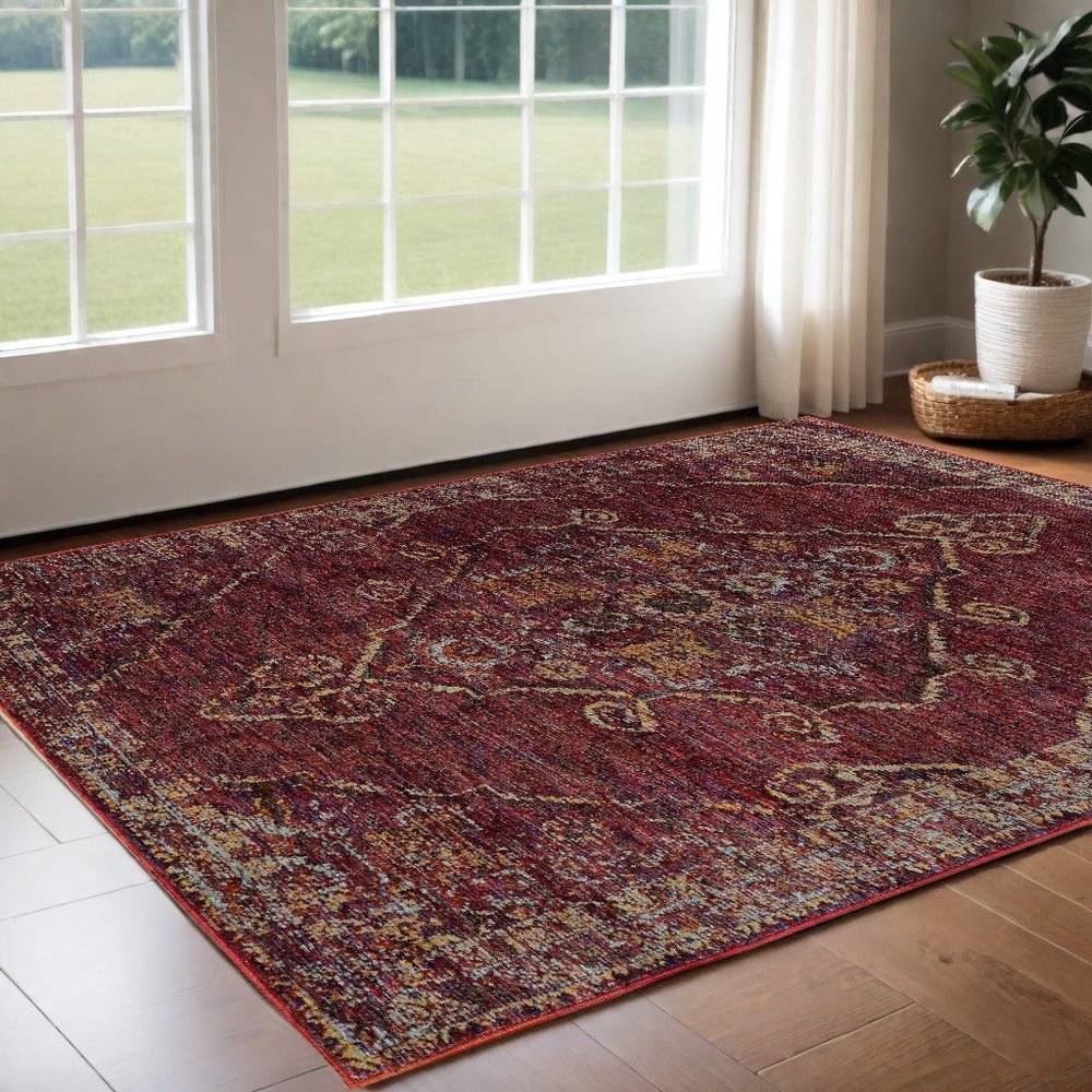 2' X 3' Red And Gold Oriental Area Rug