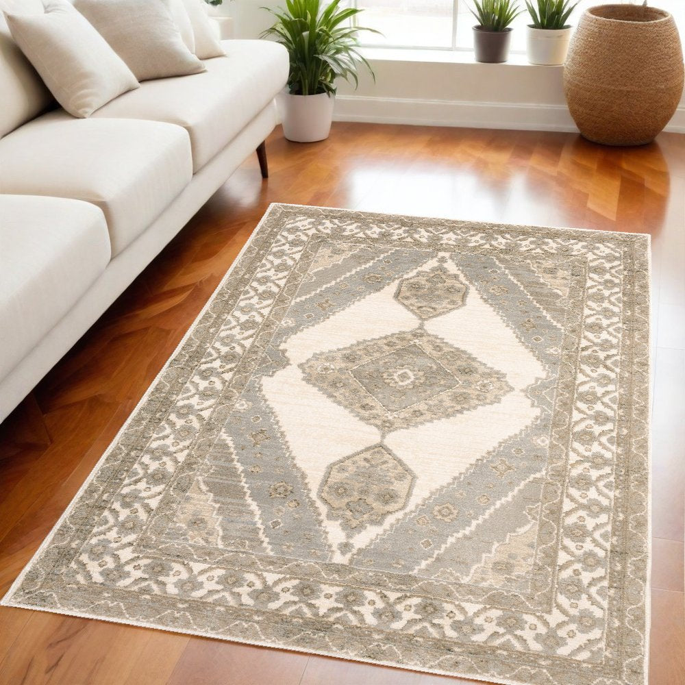 5' X 7' Beige And Ivory Oriental Area Rug