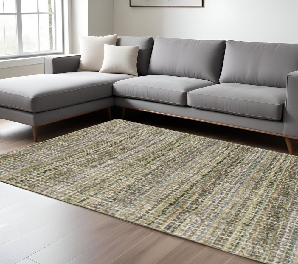 7' X 10' Gray and Ivory Abstract Power Loom Area Rug