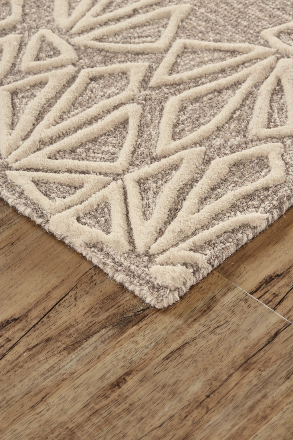 4' X 6' Tan And Ivory Wool Geometric Tufted Handmade Stain Resistant Area Rug