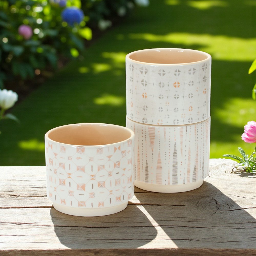 White Set of Three Dolomite 2.77056 ounce Round Pot Planter