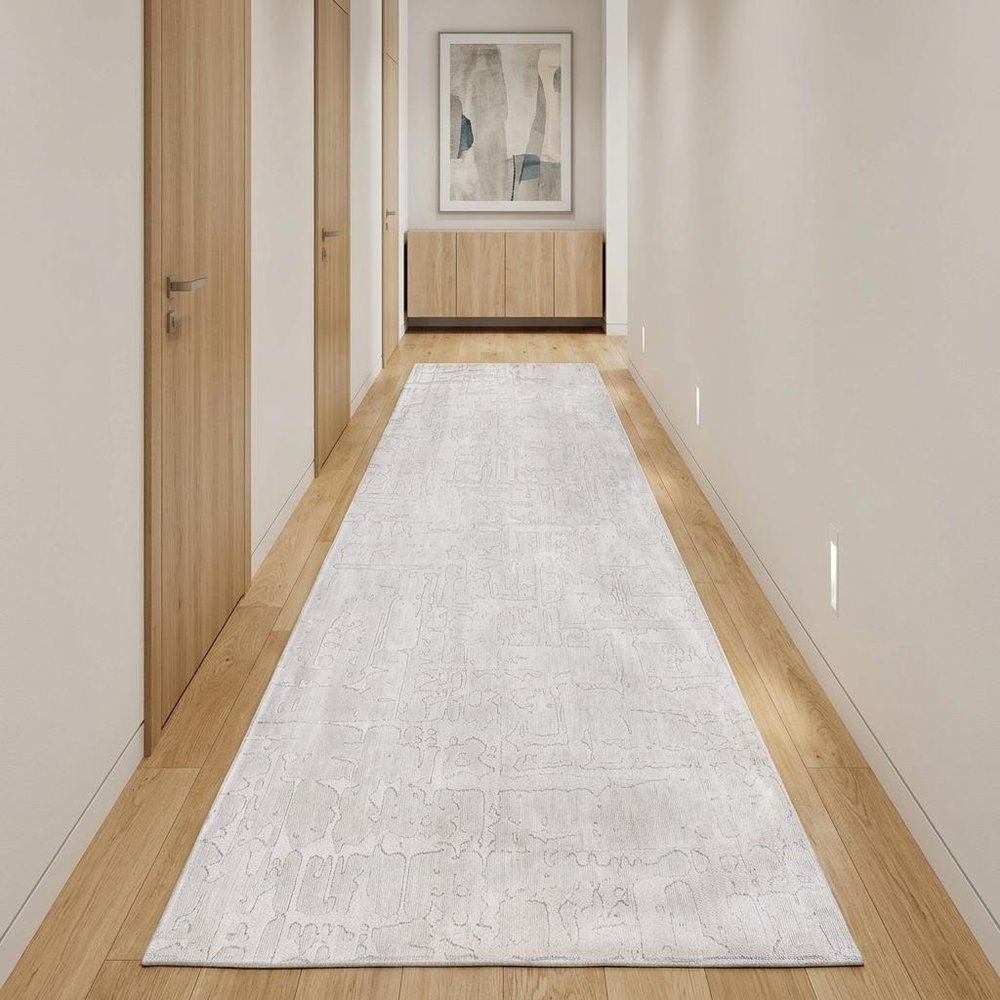 10' White Abstract Runner Rug
