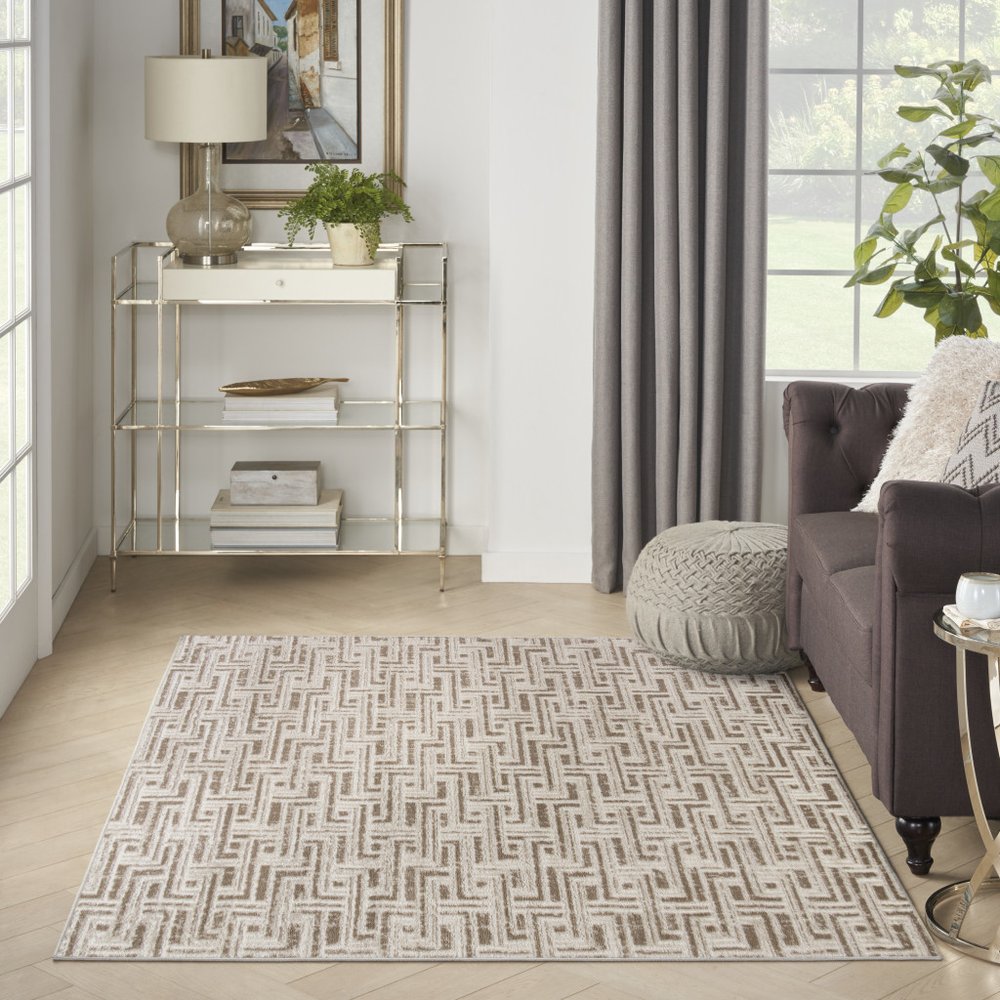 4' X 6' Brown Geometric Distressed Area Rug