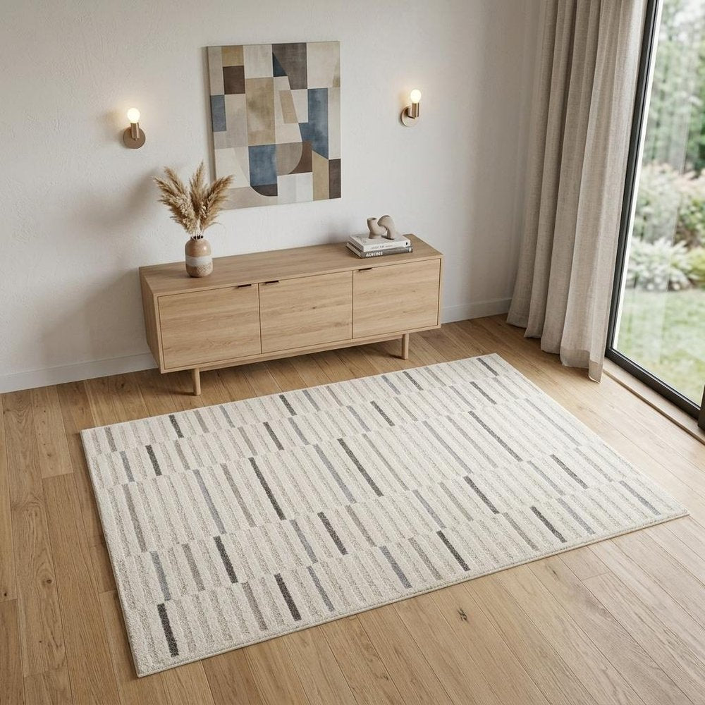 4' X 6' Gray and Cream Abstract Distressed Area Rug