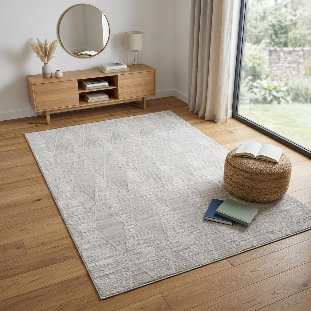 4' X 6' Gray and Ivory Geometric Distressed Area Rug